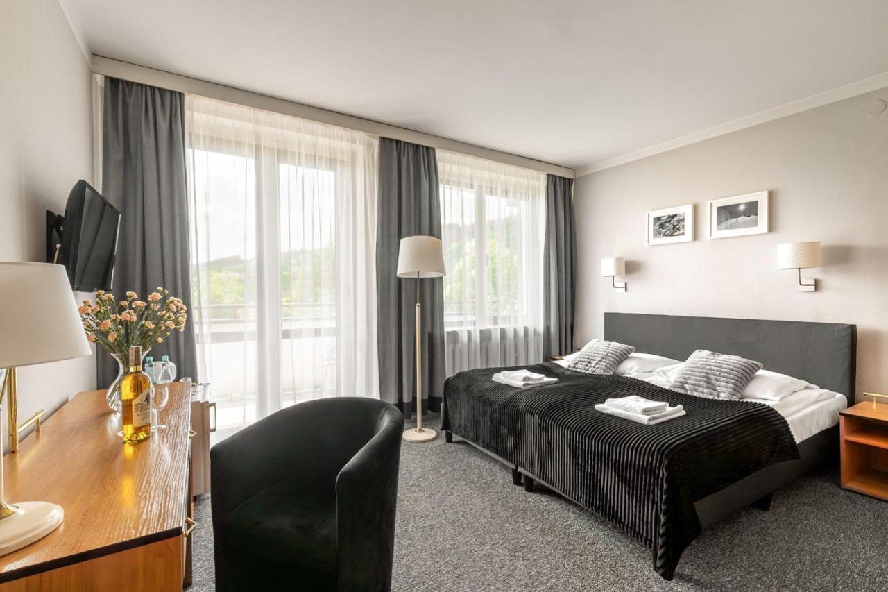 Hotel Helios 300M Od Krupowek Nowy Basen Od 12 Lipca Zakopane Dış mekan fotoğraf