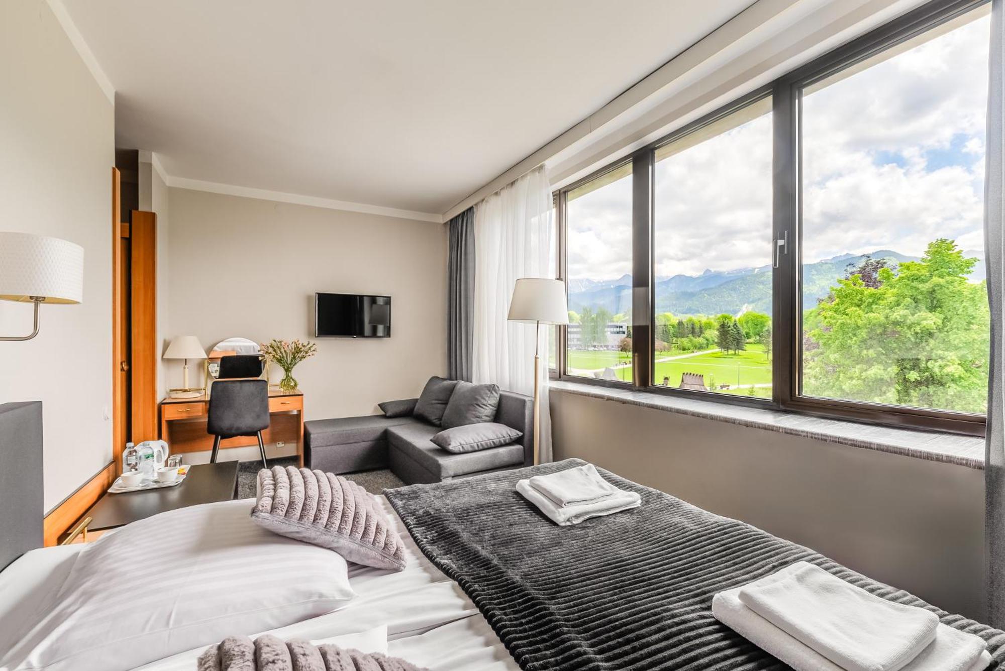 Hotel Helios 300M Od Krupowek Nowy Basen Od 12 Lipca Zakopane Dış mekan fotoğraf