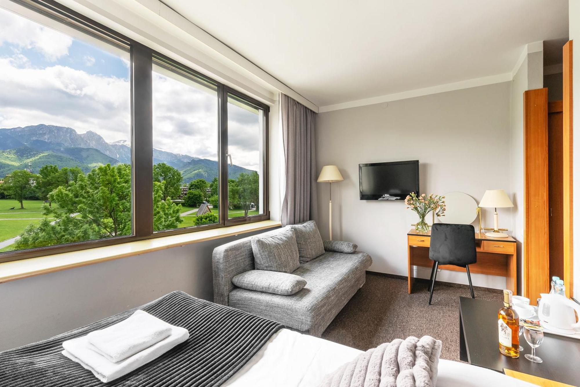 Hotel Helios 300M Od Krupowek Nowy Basen Od 12 Lipca Zakopane Dış mekan fotoğraf