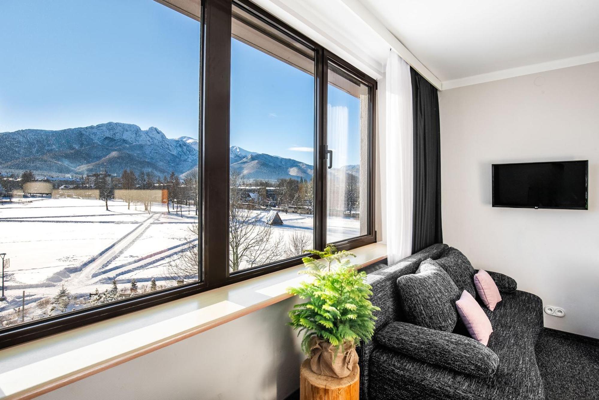 Hotel Helios 300M Od Krupowek Nowy Basen Od 12 Lipca Zakopane Dış mekan fotoğraf