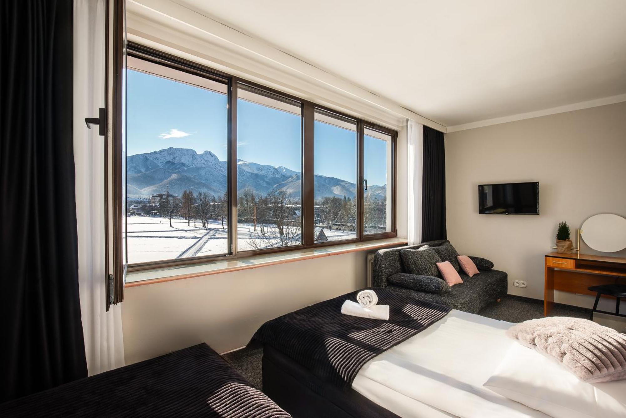 Hotel Helios 300M Od Krupowek Nowy Basen Od 12 Lipca Zakopane Dış mekan fotoğraf